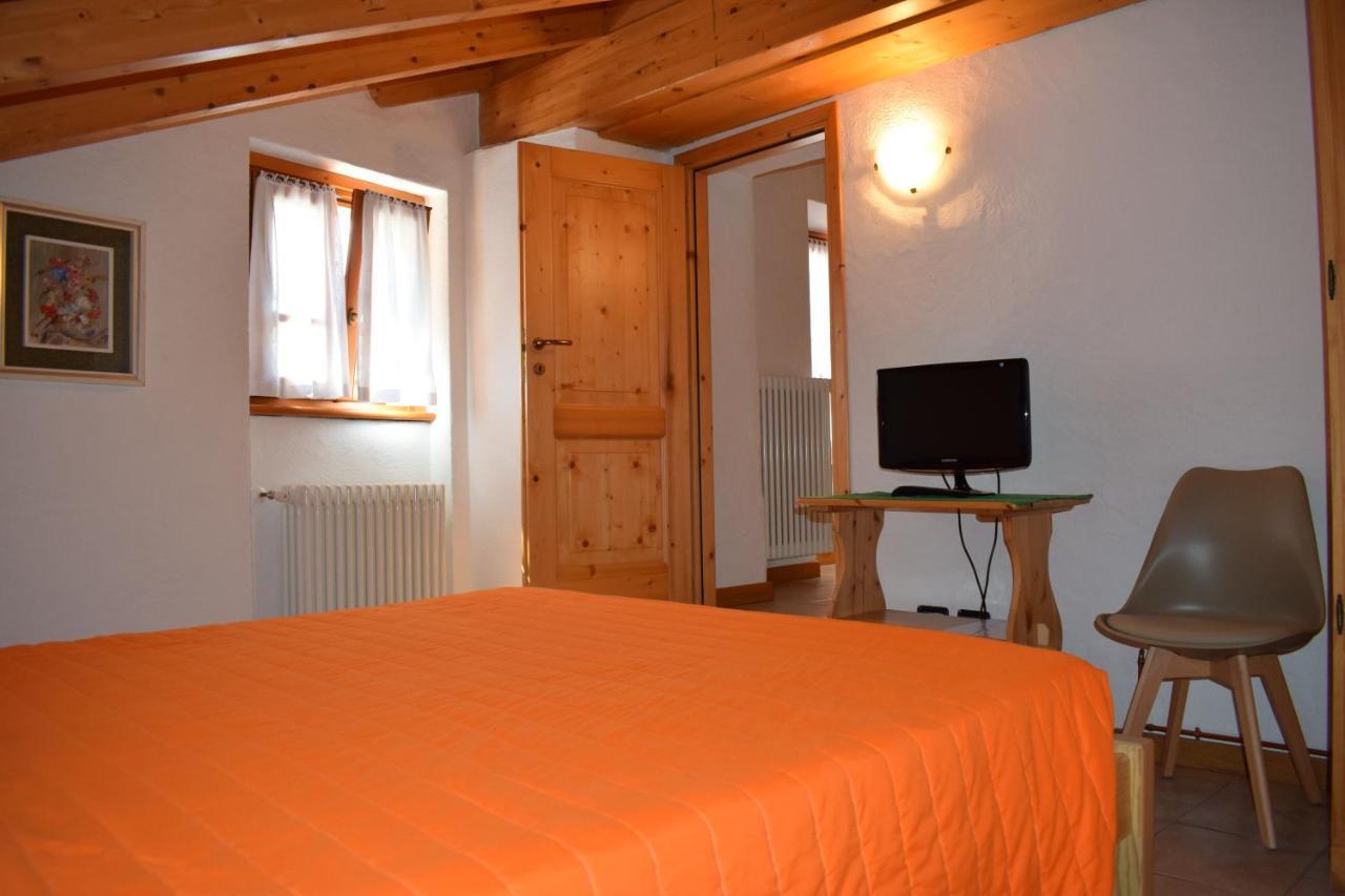 Italo-Svizzero Hotel Chiavenna Ngoại thất bức ảnh